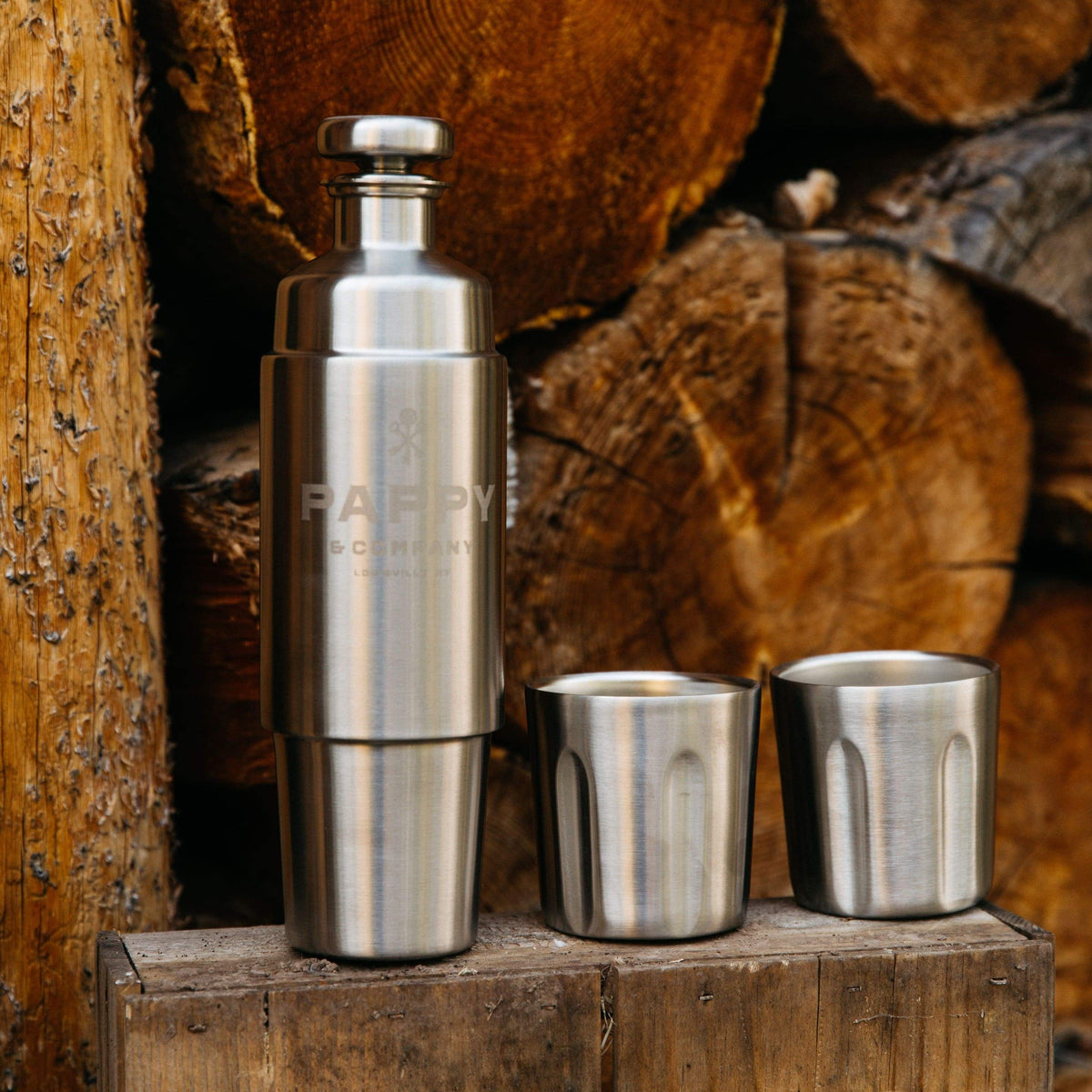 High Camp Flasks Stainless Steel 750ml with Double Cup