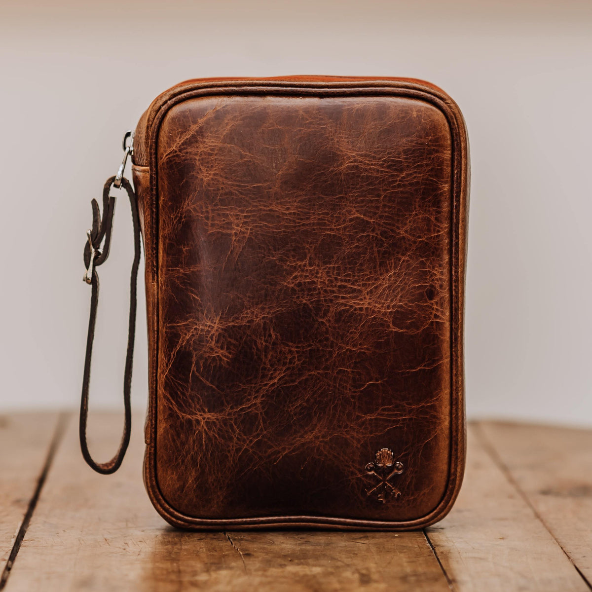 Custom Havana Leather Cigar Travel Case in Antique Saddle