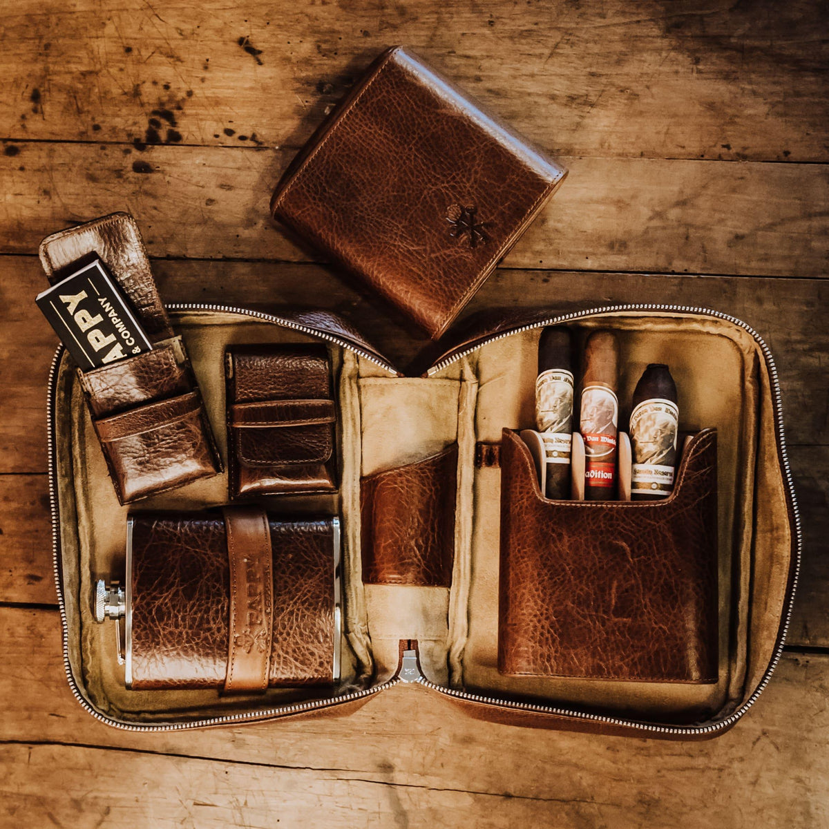 Custom Havana Leather Cigar Travel Case in Antique Saddle